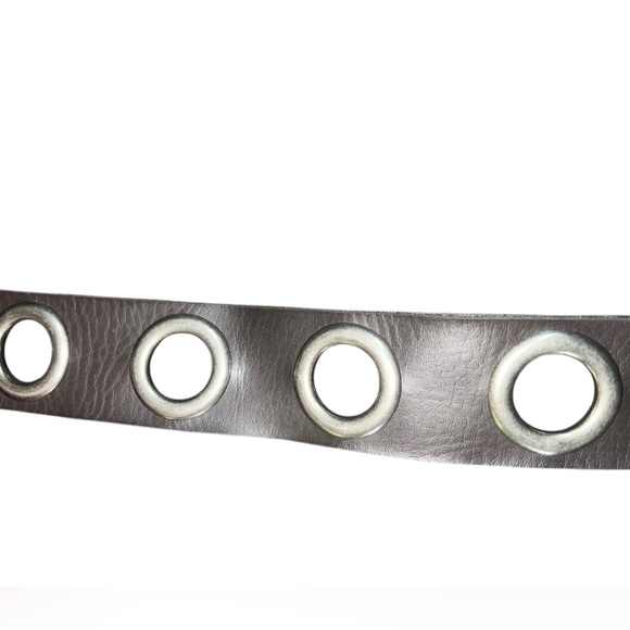 Women’s Dark Brown Statement Belt Silver Hardware 25”-35” - Picture 3 of 3